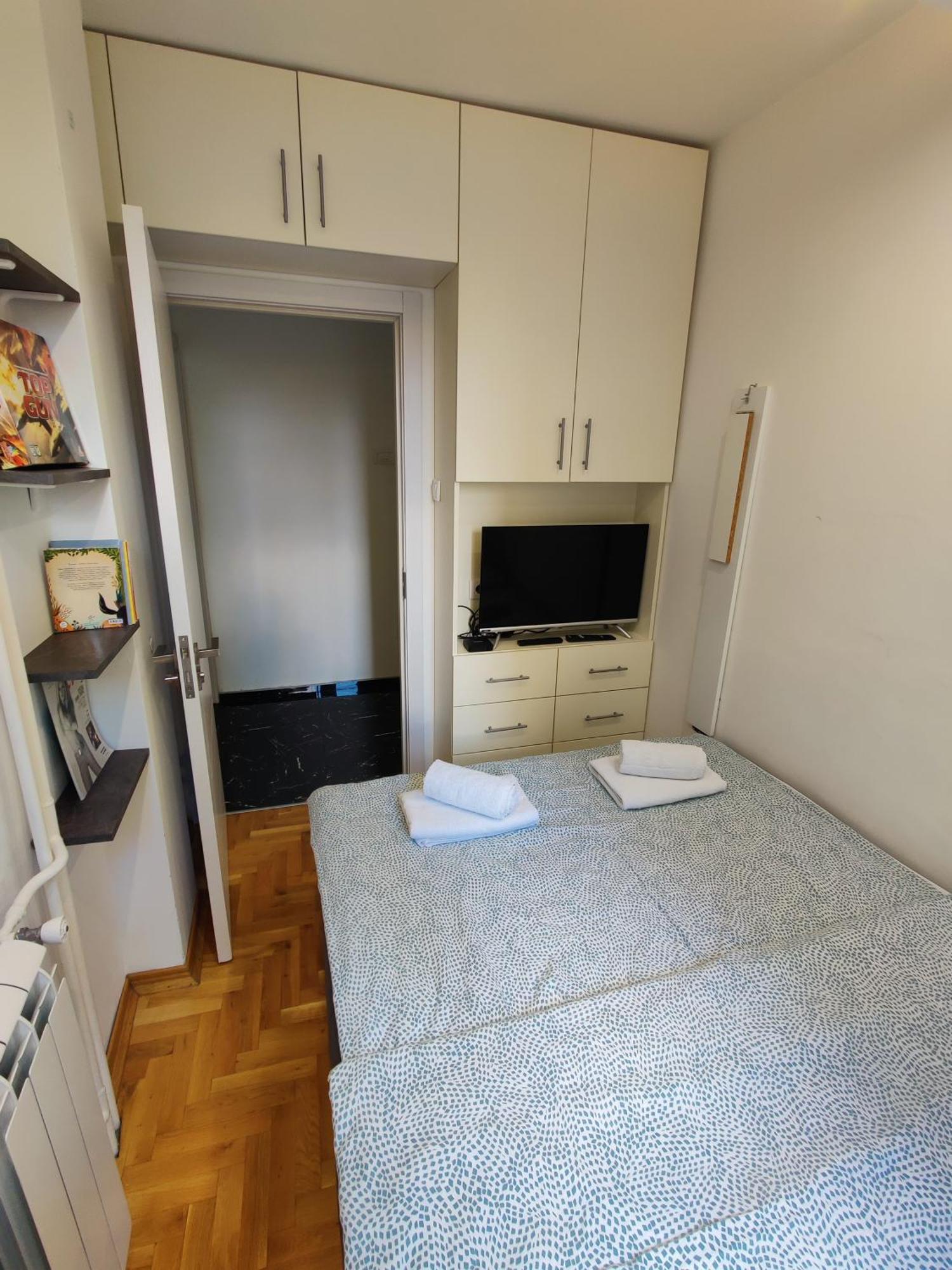 Ana Apartment Novi Sad Dış mekan fotoğraf