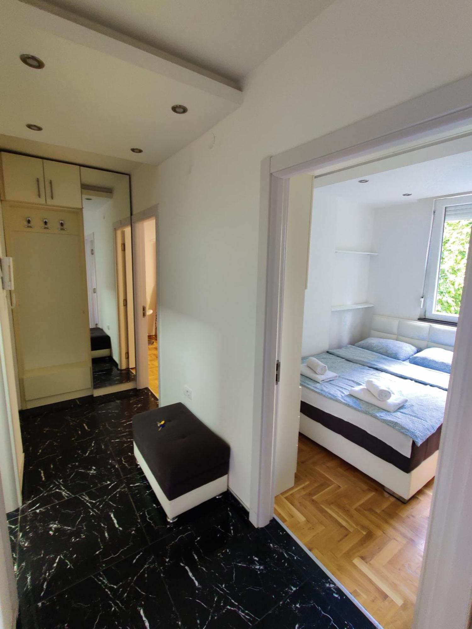 Ana Apartment Novi Sad Dış mekan fotoğraf